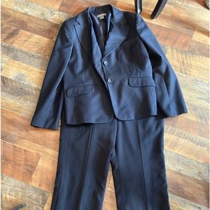 12 petite and Taylor beautiful suit